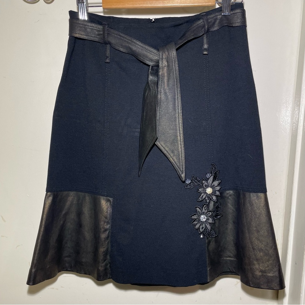 Monica Magni Size 6 Elegant Black Skirt with Leather Accents